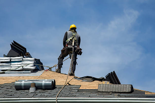 Professional Gutter Installation technician working in Verdugo City, CA